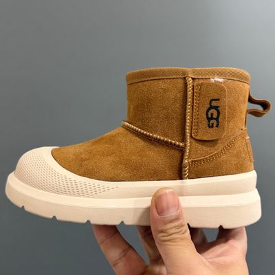UGG-branded platform or utility-style ankle boots — 4