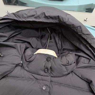 Moncler long-sleeved, black quilted down puffer coat — 5