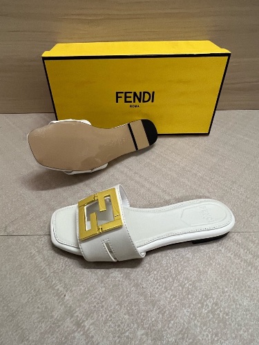 Fendi FFold flat slides