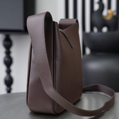 Saint Laurent Le 5 À 7 supple crossbody bag — 6