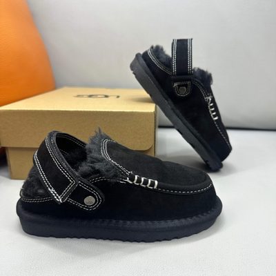 UGG Goldenstar Evelina Clogs — 6