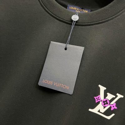LV crewneck sweatshirt — 4