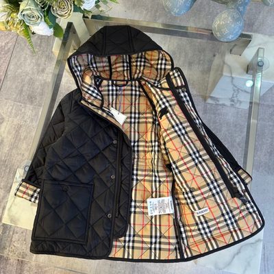 Burberry Kids Quilted Hooded Parka — 5