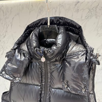Moncler Bormes down gilets — 8