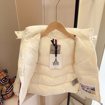 Moncler children's down puffer jacket — 4