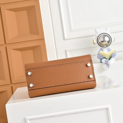 Fendi Peekaboo ISeeU bag (T) — 7