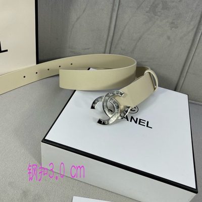 Chanel belt featuring a polished gold-tone "CC" logo buckle — 4