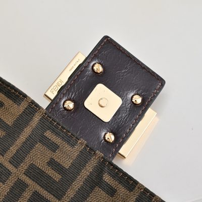 Fendi Baguette bag (T) — 5