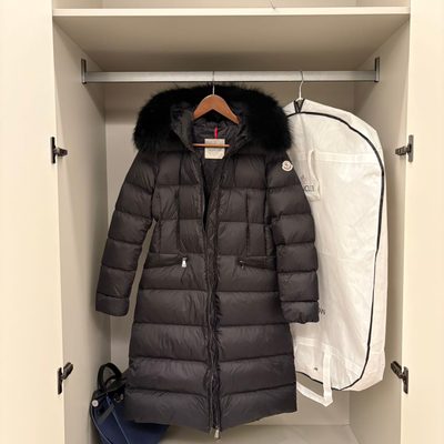 Moncler Boedic hooded shearling-trimmed long down jacket — 8