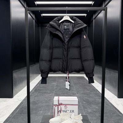 Moncler Grenoble Anglin Quilted Down Ski Jacket — 3