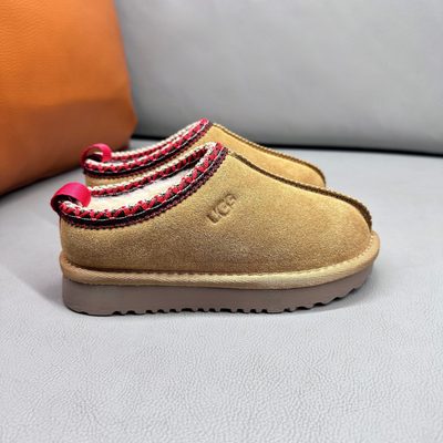UGG Tazz (or UGG Tazz II) platform slip-on slipper — 4