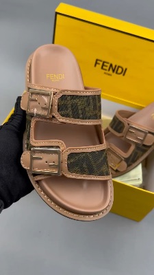 Fendi Feel slide sandals in brown fabric with leather trim — 5