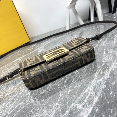 Fendi Baguette Bag (T) — 6