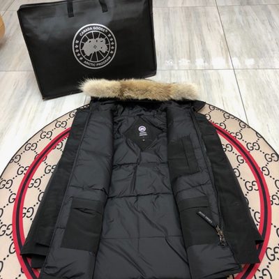 Canada Goose Chateau Parka — 7