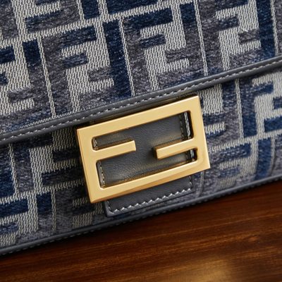 Fendi Baguette bag (T) — 5