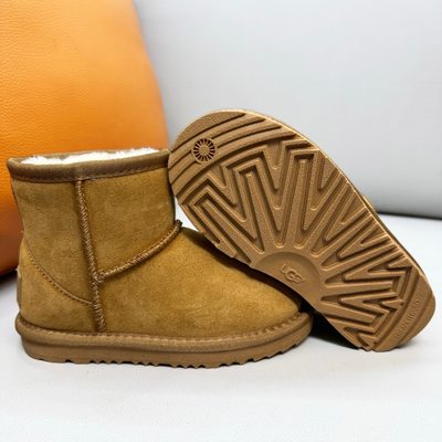 UGG mini classic flat ankle boots — 4