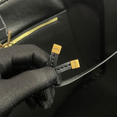 Saint Laurent Le 5 à 7 Bea tote bag — 8