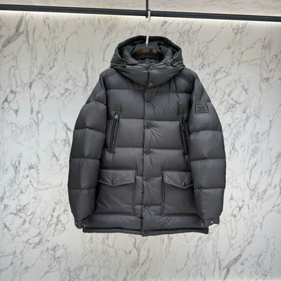 Burberry Hooded Mid-Length Down Jacket