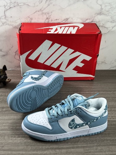 Nike Dunk Low "Blue Paisley" sneakers