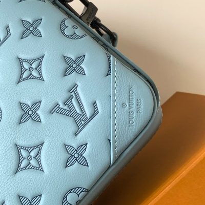 Louis Vuitton Trio Messenger Bag — 5