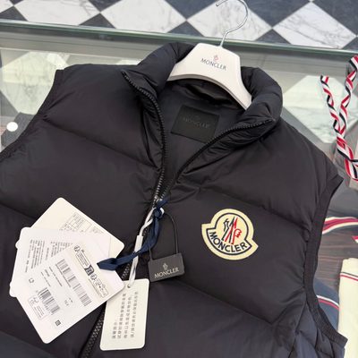 Moncler Almaz Down Gilet — 5