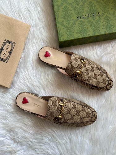Gucci Princetown mules