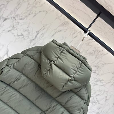 Moncler hooded short puffer jacket — 9