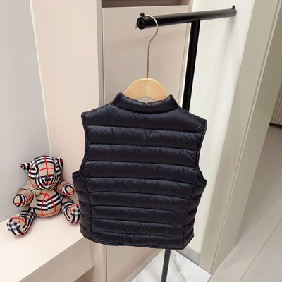 Moncler down gilet for children — 6