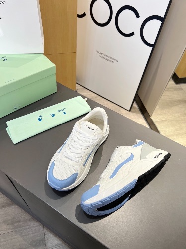 Off-White Runner B leather and mesh sneakers