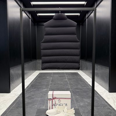 Moncler Tibb Down Gilet — 9