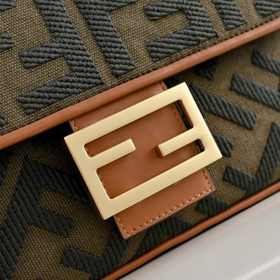 Fendi Baguette bag (T) — 3