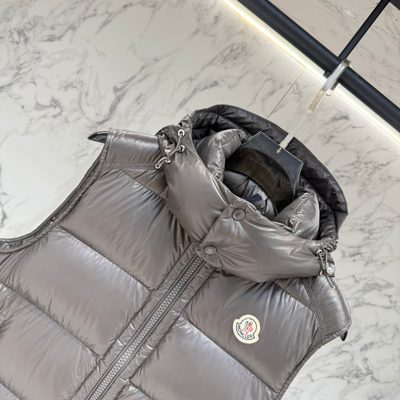 Moncler Bormes down gilets — 4