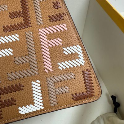 Fendi Peekaboo ISeeU bag (T) — 5