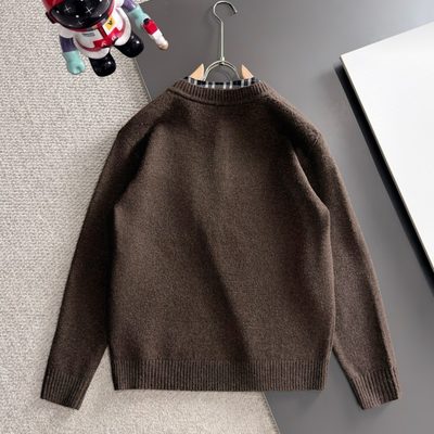 Fendi sweater — 9