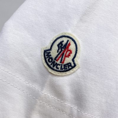 Moncler T-shirt — 8