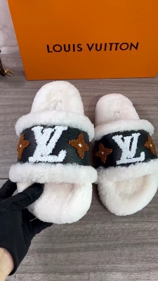 Louis Vuitton shearling-covered slippers — 5
