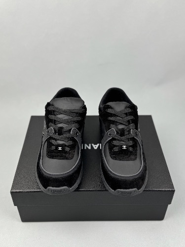 Chanel Black CC Logo Runner sneakers — 3