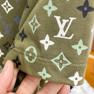 Louis Vuitton olive green t-shirt — 5