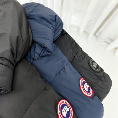 Canada Goose Crofton Puffer Jacket — 9