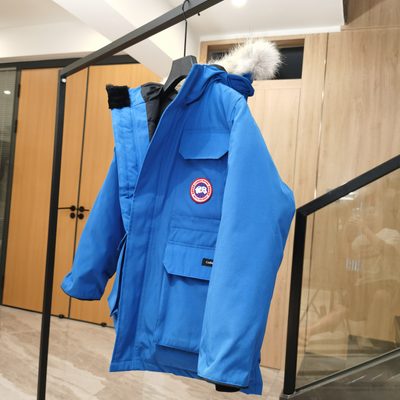 Canada Goose Expedition Parka — 4