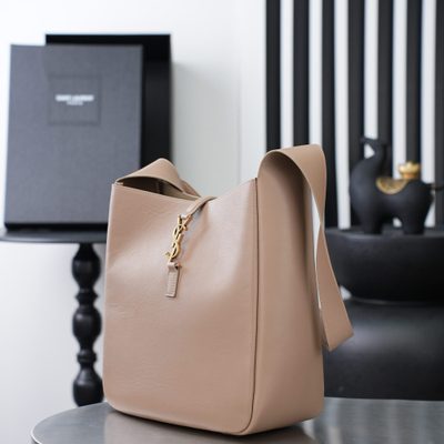 Saint Laurent Le 5 à 7 Supple shoulder bag — 3
