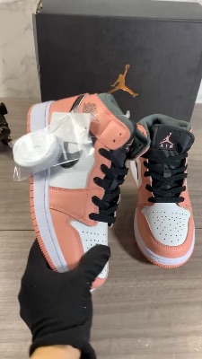 Nike Air Jordan 1 Mid Pink Quartz sneakers — 5