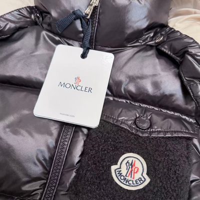 Moncler Enfant Yule Hooded Down Jacket — 7
