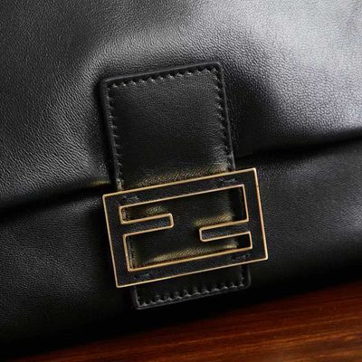 Fendi Mamma Baguette shoulder bag (T) — 5