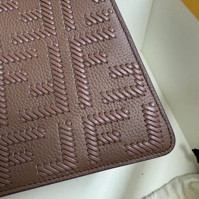 Fendi Peekaboo ISeeU bag (T) — 5