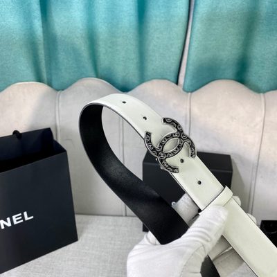 Chanel white reversible leather belt featuring a silver CC logo buckle — 3
