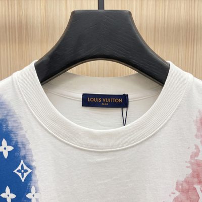 LV T-shirt — 3