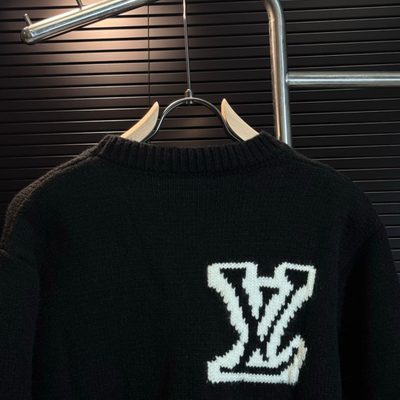 Louis Vuitton crewneck sweater — 7