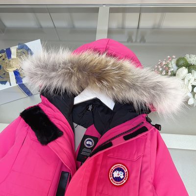 Canada Goose-style expedition winter parka jacket — 3