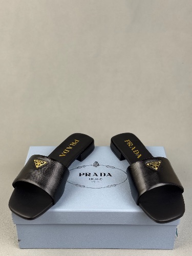 Prada slides In black — 4